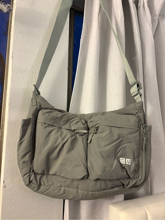 Uniqlo Handbags - UNIQLO Light Olive Green Nylon Shoulder Bag
